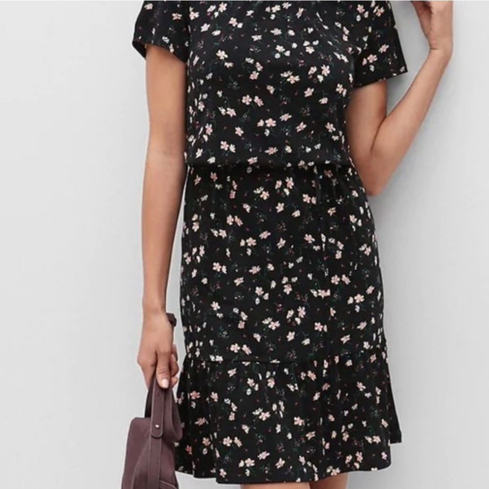 Banana Republic Factory Black Floral Short Sleeve Mini Dress Flounce Hem